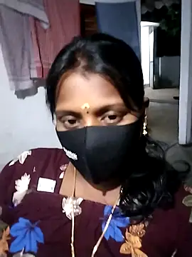 Snapshot of Tamil_Hot_Sandy chatting on June 2026 05:52:01 PM Tamil Hot Sandy online show from June 2026 05:52:01 PM