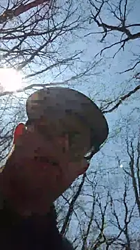 Snapshot of Hunglongny chatting on April 2026 04:37:02 PM Hunglongny online show from April 2026 04:37:02 PM