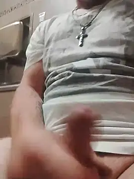 Snapshot of Hunglongny chatting on April 2026 10:43:02 PM Hunglongny online show from April 2026 10:43:02 PM