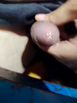 Snapshot of Sir_clouden chatting on November 2025 04:48:02 AM Sir clouden online show from November 2025 04:48:02 AM