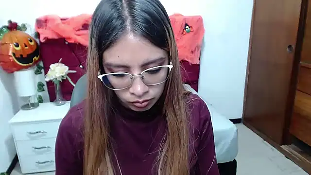Snapshot of candy_antonella93 chatting on October 2025 07:35:02 PM candy antonella93 online show from October 2025 07:35:02 PM