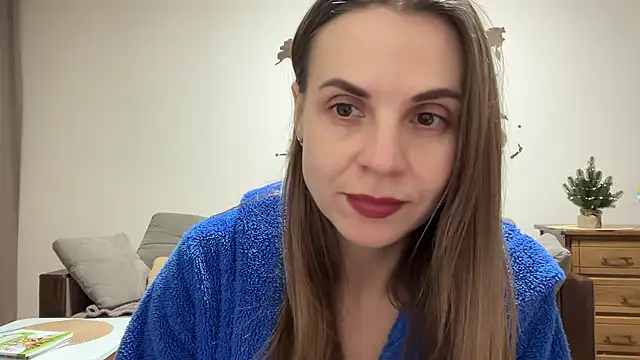 Snapshot of AnnieLove7722 chatting on January 2026 02:53:02 PM AnnieLove7722 online show from January 2026 02:53:02 PM