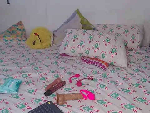 Snapshot of scarlett2310 chatting on October 2025 11:08:02 AM scarlett2310 online show from October 2025 11:08:02 AM