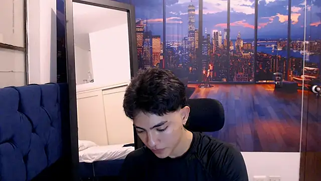 RomeoMillerr online show from October 2025 07:22:02 PM