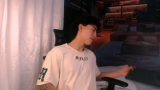 RomeoMillerr online show from December 2025 07:54:02 PM