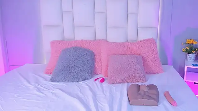 Snapshot of Athenea__fox chatting on November 2025 11:32:02 AM Athenea fox online show from November 2025 11:32:02 AM