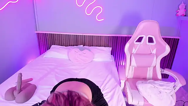 Athenea  fox online show from April 2026 11:59:01 AM