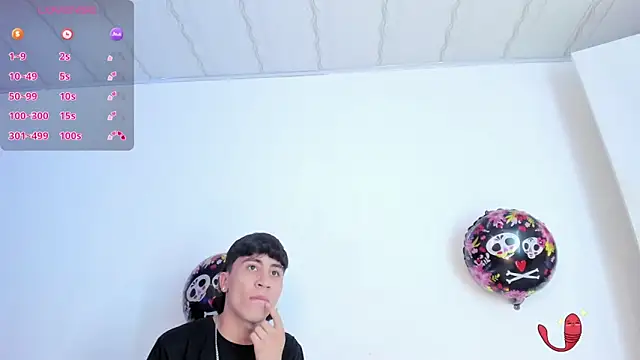 XaanderGrey online show from October 2025 07:56:02 PM