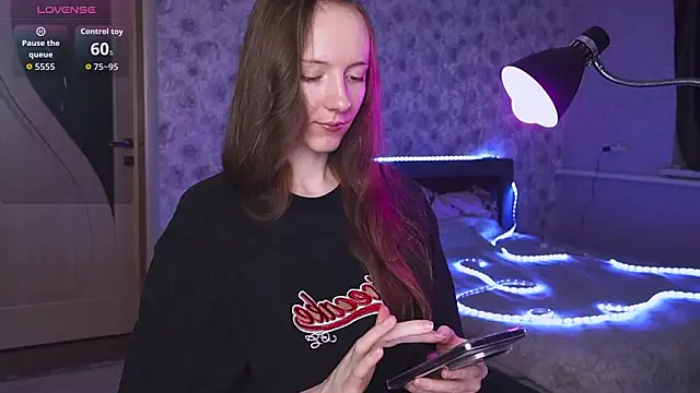 Snapshot of Why_me_stella chatting on March 2026 01:09:02 AM Why me stella online show from March 2026 01:09:02 AM