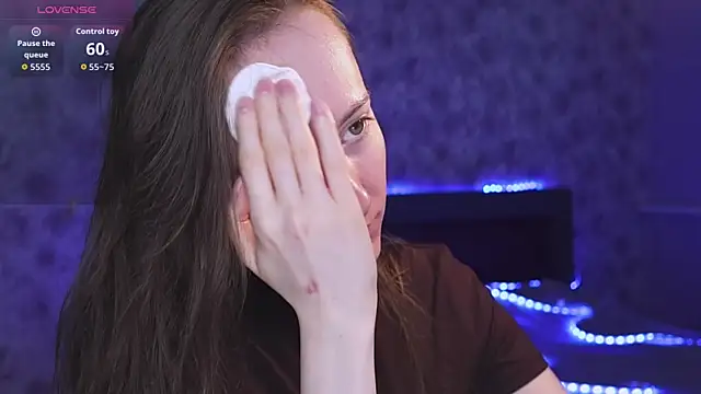 Snapshot of Why_me_stella chatting on April 2026 08:17:02 PM Why me stella online show from April 2026 08:17:02 PM