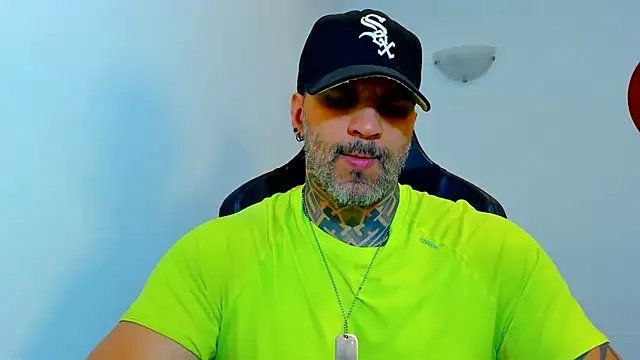 Snapshot of JoshRigby chatting on June 2026 07:13:02 PM JoshRigby online show from June 2026 07:13:02 PM