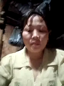 bree-zz online show from February 2026 12:17:02 AM