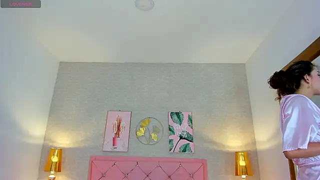 kendallspears 1 online show from December 2025 03:55:01 AM