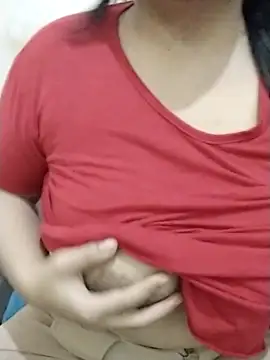 Snapshot of Yourbabysweet05 chatting on September 2025 09:14:02 AM Yourbabysweet05 online show from September 2025 09:14:02 AM