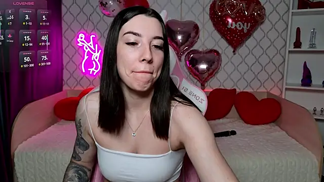 Snapshot of Curious_Lily chatting on February 2026 11:22:01 PM Curious Lily online show from February 2026 11:22:01 PM