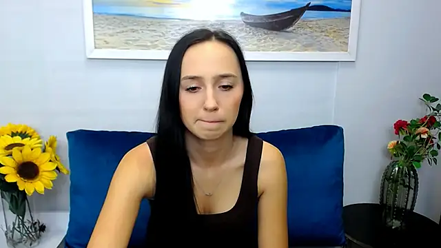 Snapshot of LuisaLive chatting on April 2026 06:16:02 AM LuisaLive online show from April 2026 06:16:02 AM