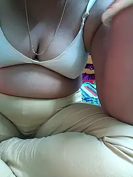 Desi Lilly01 online show from January 2026 05:37:01 PM