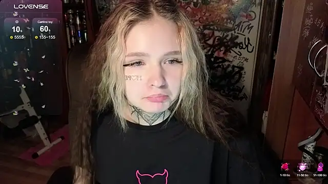 Liaaa Li online show from October 2025 02:17:02 AM