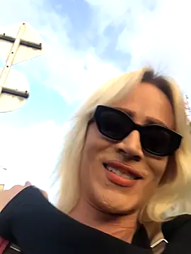 alexawinterrr online show from December 2025 10:26:01 PM