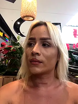 alexawinterrr online show from December 2025 07:51:01 PM