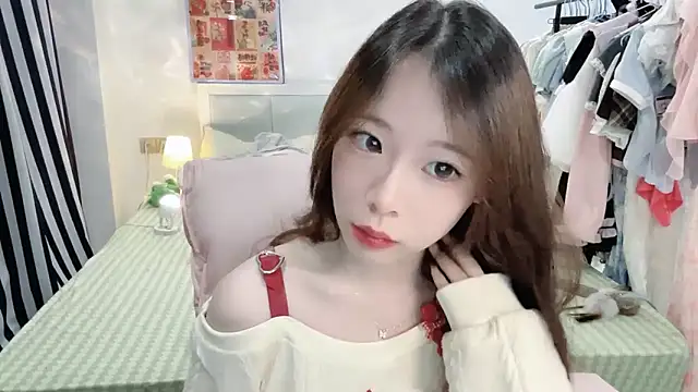 Snapshot of Gardenia-222 chatting on March 2026 12:49:01 PM Gardenia-222 online show from March 2026 12:49:01 PM