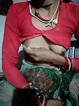 Snapshot of Lona2525 chatting on October 2025 08:33:01 PM Lona2525 online show from October 2025 08:33:01 PM