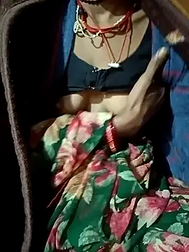 Snapshot of Lona2525 chatting on November 2025 08:20:01 PM Lona2525 online show from November 2025 08:20:01 PM