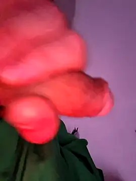 Nikbullx online show from October 2025 10:03:02 PM