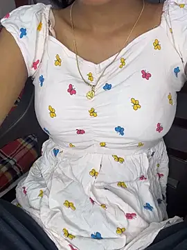 Snapshot of Nencycute1 chatting on October 2025 06:19:02 AM Nencycute1 online show from October 2025 06:19:02 AM