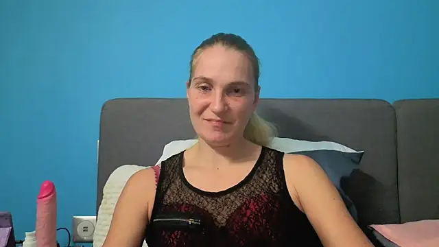 Snapshot of linterditehot chatting on October 2025 08:26:01 AM linterditehot online show from October 2025 08:26:01 AM