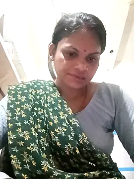 Snapshot of SHMA-77 chatting on September 2025 08:13:02 PM SHMA-77 online show from September 2025 08:13:02 PM