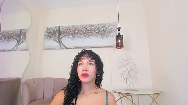 annalise goerts online show from October 2025 12:50:02 PM