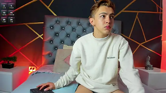 Snapshot of Lian_Miller1_ chatting on October 2025 12:42:02 PM Lian Miller1 online show from October 2025 12:42:02 PM