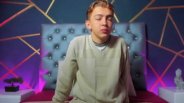 Snapshot of Lian_Miller1_ chatting on October 2025 12:28:01 PM Lian Miller1 online show from October 2025 12:28:01 PM