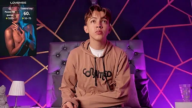 Lian Miller1  online show from April 2026 12:05:02 PM