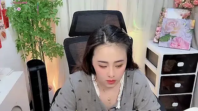 NEWONETO online show from February 2026 02:07:01 PM