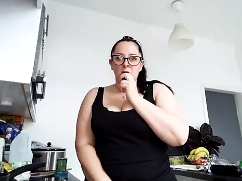 Snapshot of CuteLacexx chatting on October 2025 03:29:02 PM CuteLacexx online show from October 2025 03:29:02 PM