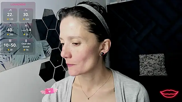 Valery More   online show from January 2026 12:30:01 PM