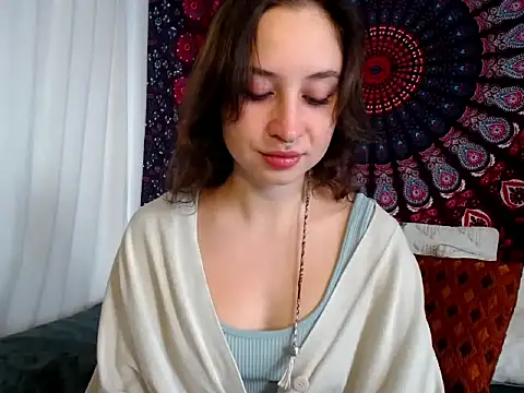 Snapshot of AdalynKiss chatting on November 2025 01:21:02 PM AdalynKiss online show from November 2025 01:21:02 PM