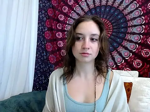 Snapshot of AdalynKiss chatting on December 2025 07:25:01 AM AdalynKiss online show from December 2025 07:25:01 AM