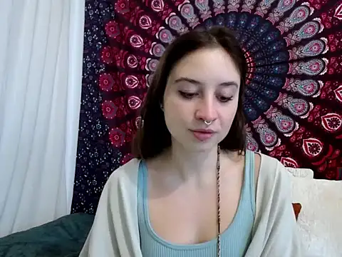 Snapshot of AdalynKiss chatting on December 2025 07:17:01 AM AdalynKiss online show from December 2025 07:17:01 AM