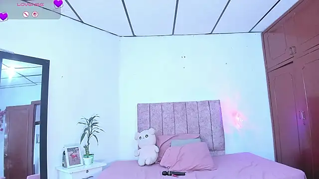 Snapshot of Mila_1wood chatting on March 2026 01:27:01 PM Mila 1wood online show from March 2026 01:27:01 PM