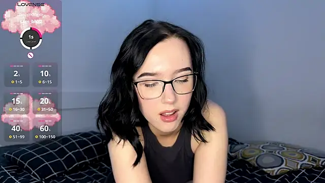 KayaNorth online show from October 2025 08:07:01 PM