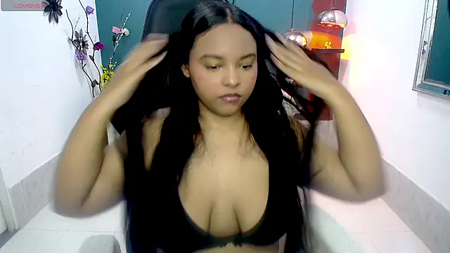 carollkiss online show from October 2025 11:53:02 AM