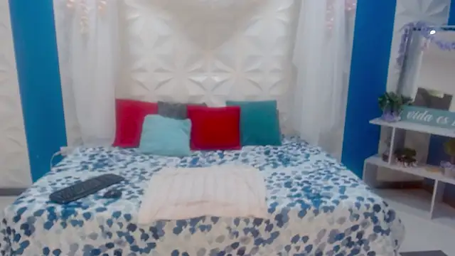 carollkiss online show from October 2025 11:53:02 AM