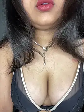 soniyaverma00 online show from March 2026 08:25:01 AM