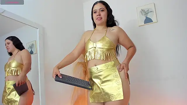 Snapshot of Luna__699 chatting on October 2025 11:06:02 AM Luna  699 online show from October 2025 11:06:02 AM