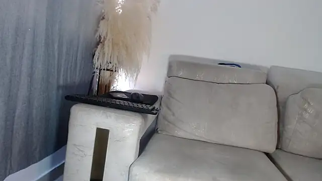 Adrew fox online show from October 2025 01:22:01 PM