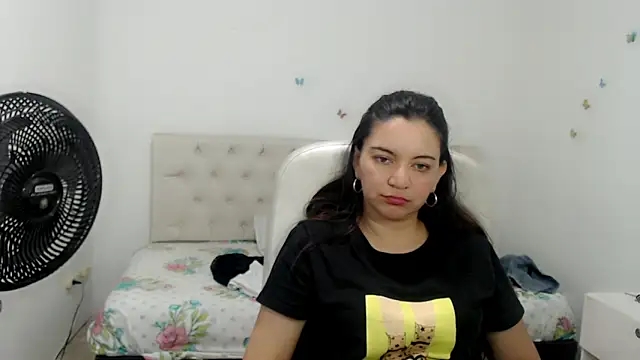 Snapshot of astrolover_ chatting on January 2026 01:33:01 AM astrolover online show from January 2026 01:33:01 AM