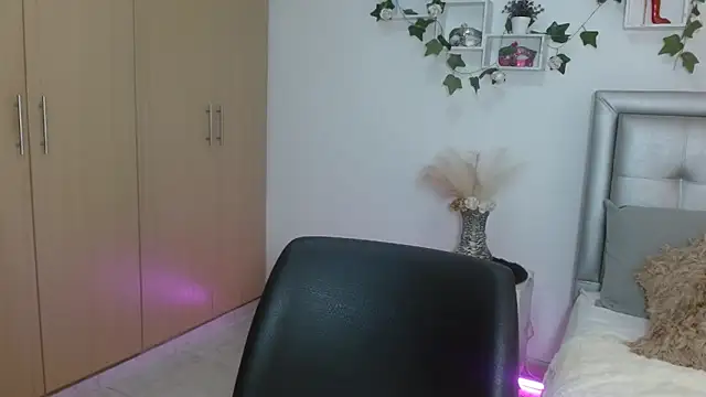 mia star 2 online show from February 2026 09:23:01 AM